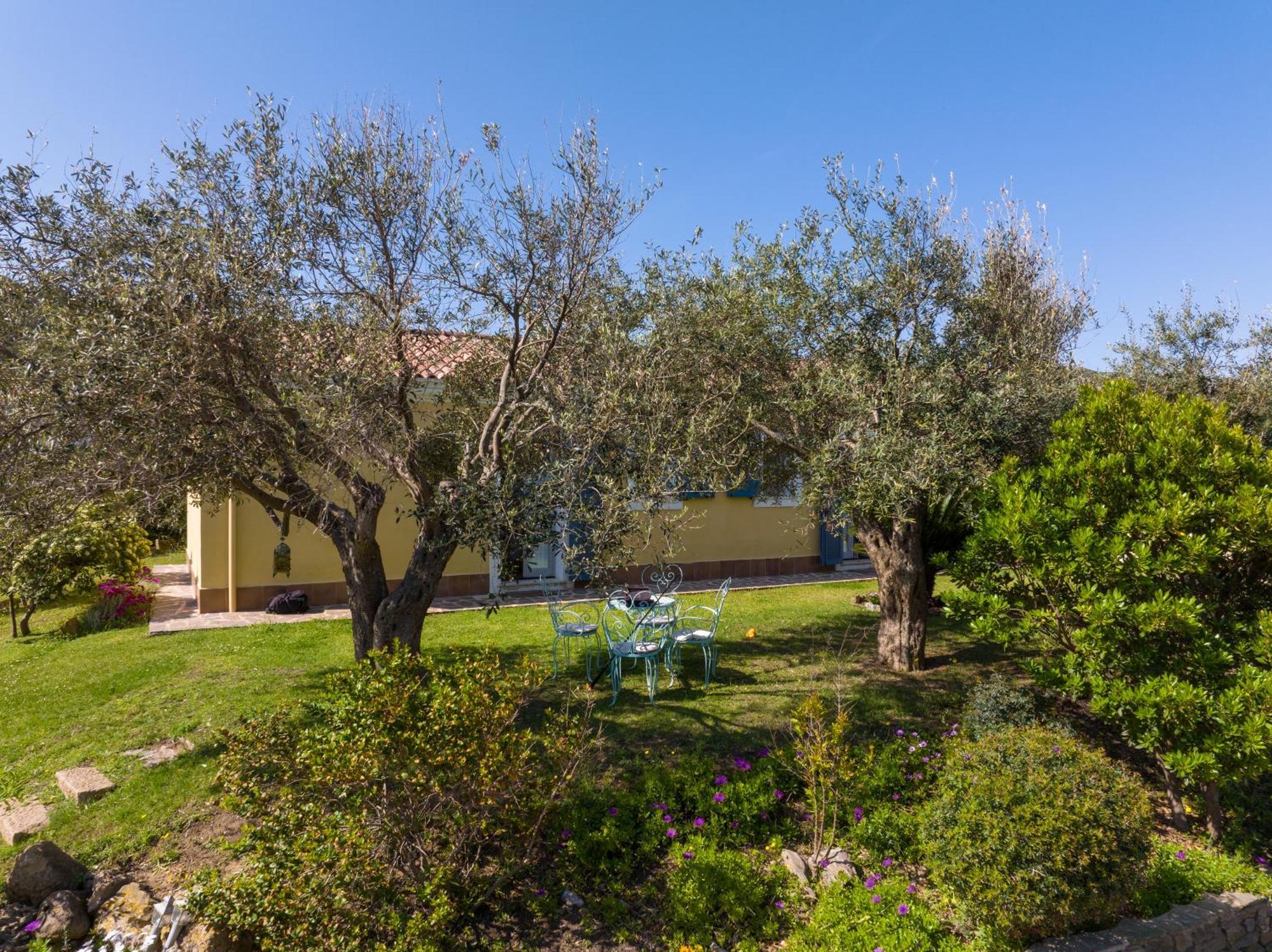 B&B Calata Di Soli Miniera dell'Argentiera Exterior photo